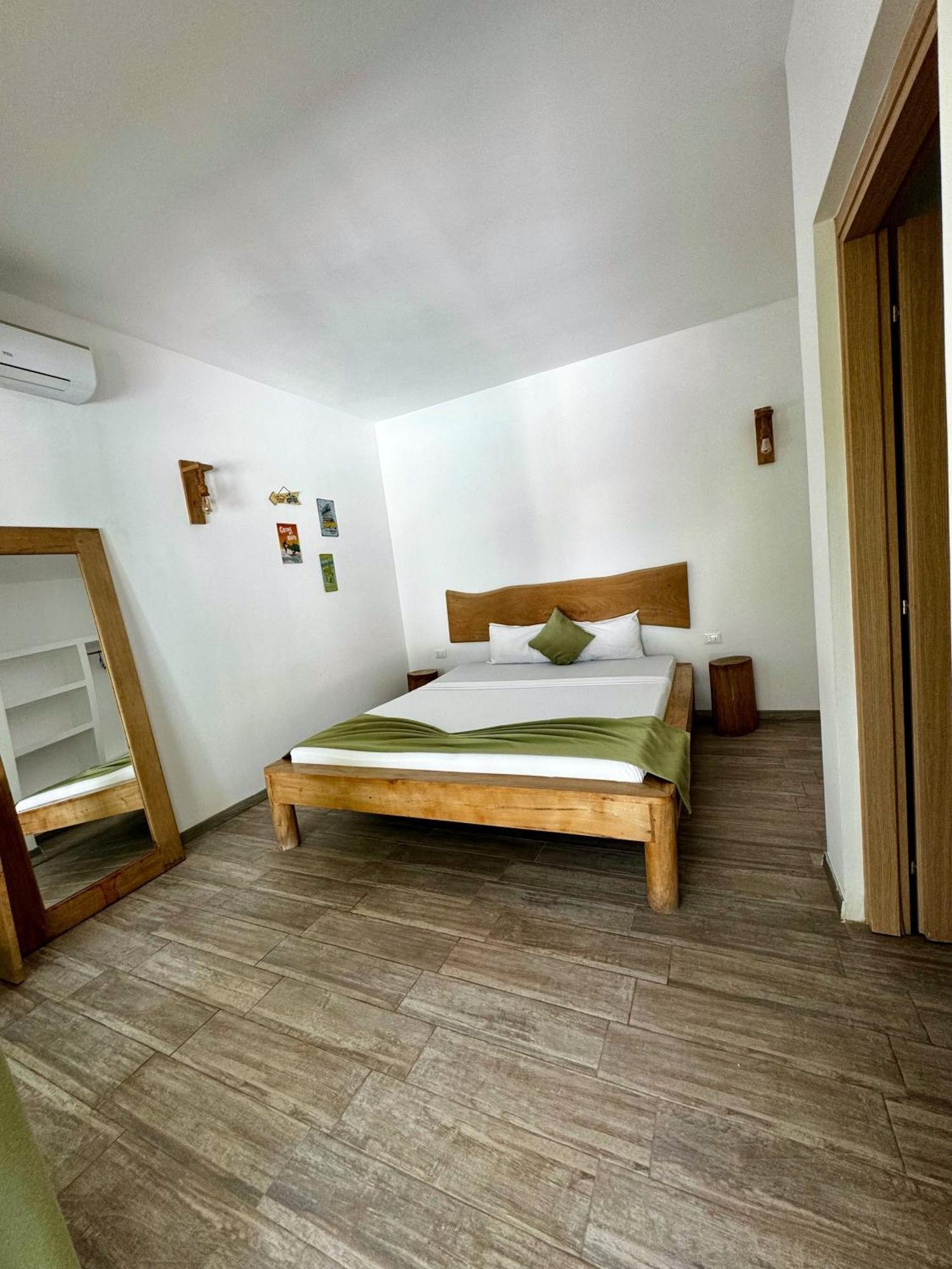קיוונגווה La Base Hotel מראה חיצוני תמונה