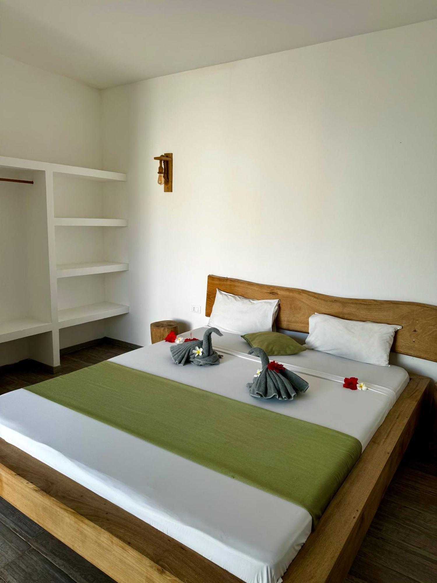 קיוונגווה La Base Hotel מראה חיצוני תמונה